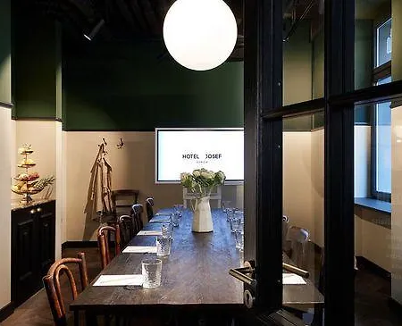 Boutique Josef 3*