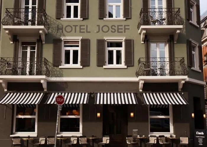 Boutique Josef 酒店