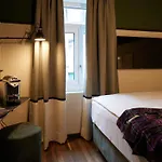Boutique Josef Hotel 3*